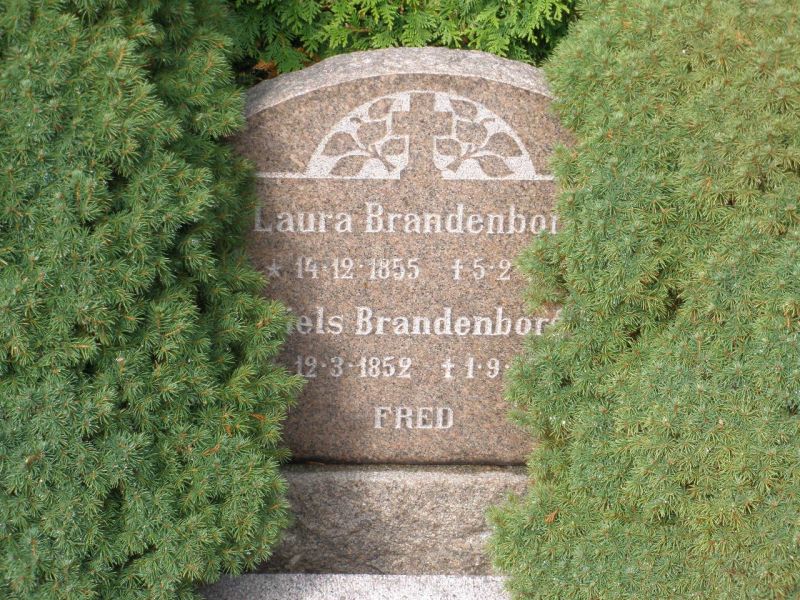 Laura Brandenborg   .JPG